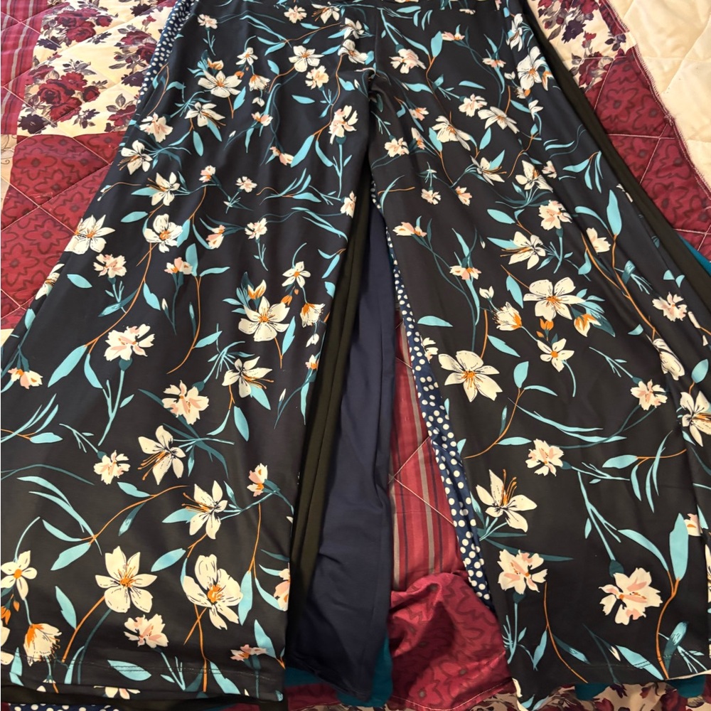 5 pair womens XL palazzo pants 32 waist.Insean 30 very comfortal. Cash no venm